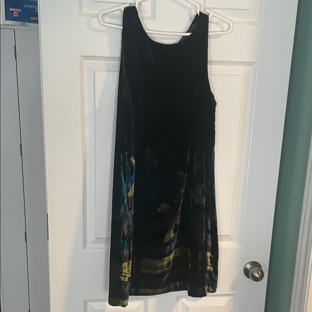 Elegant velvet dress